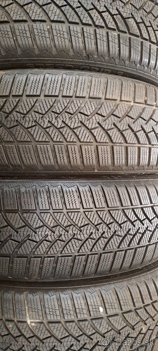 Predám 4ks pekné zimné 195/55r20-95H Semperit