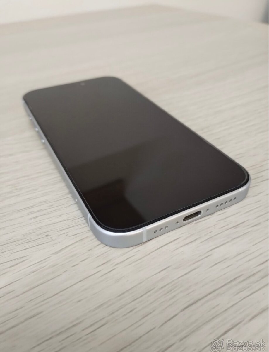 Apple iPhone 15