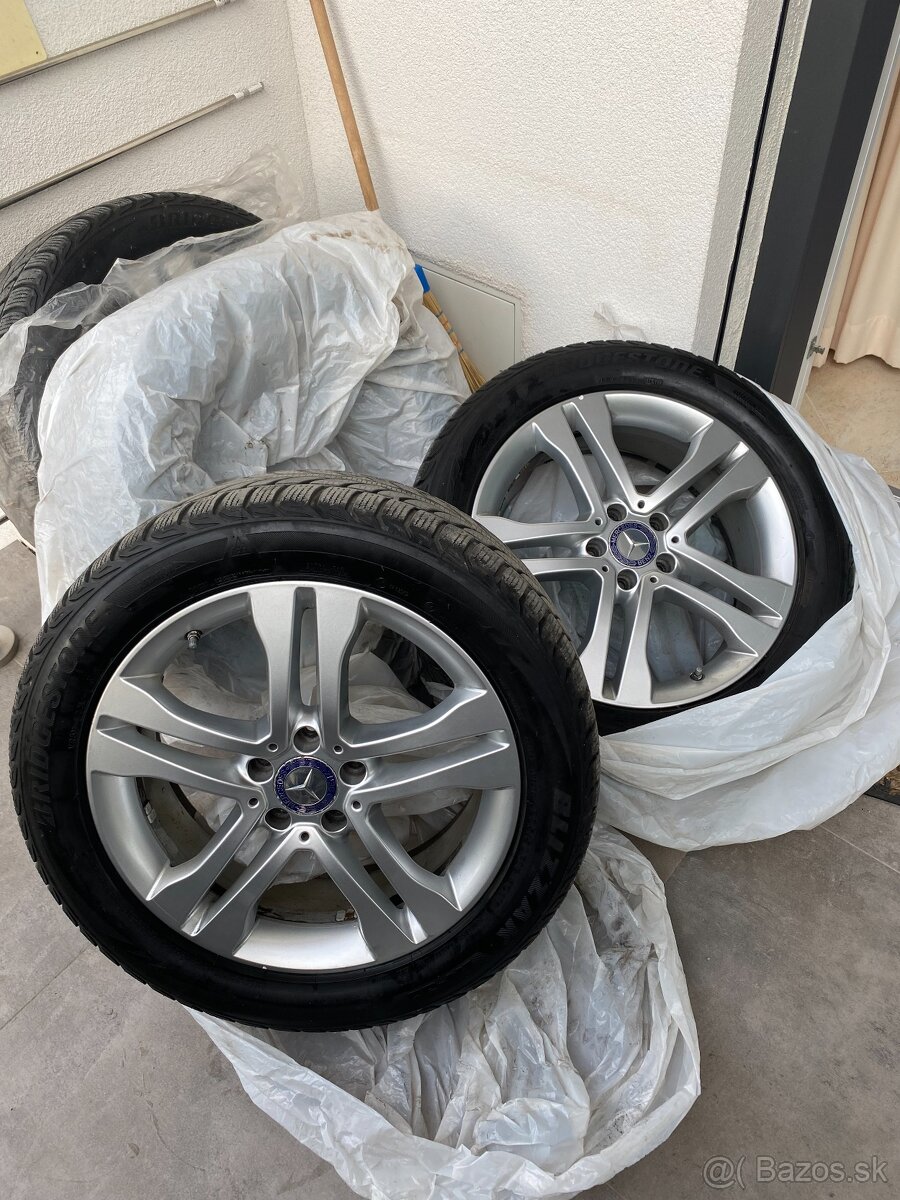 Mercedes original disky + zimne pneu Bridgestone R18 235/50