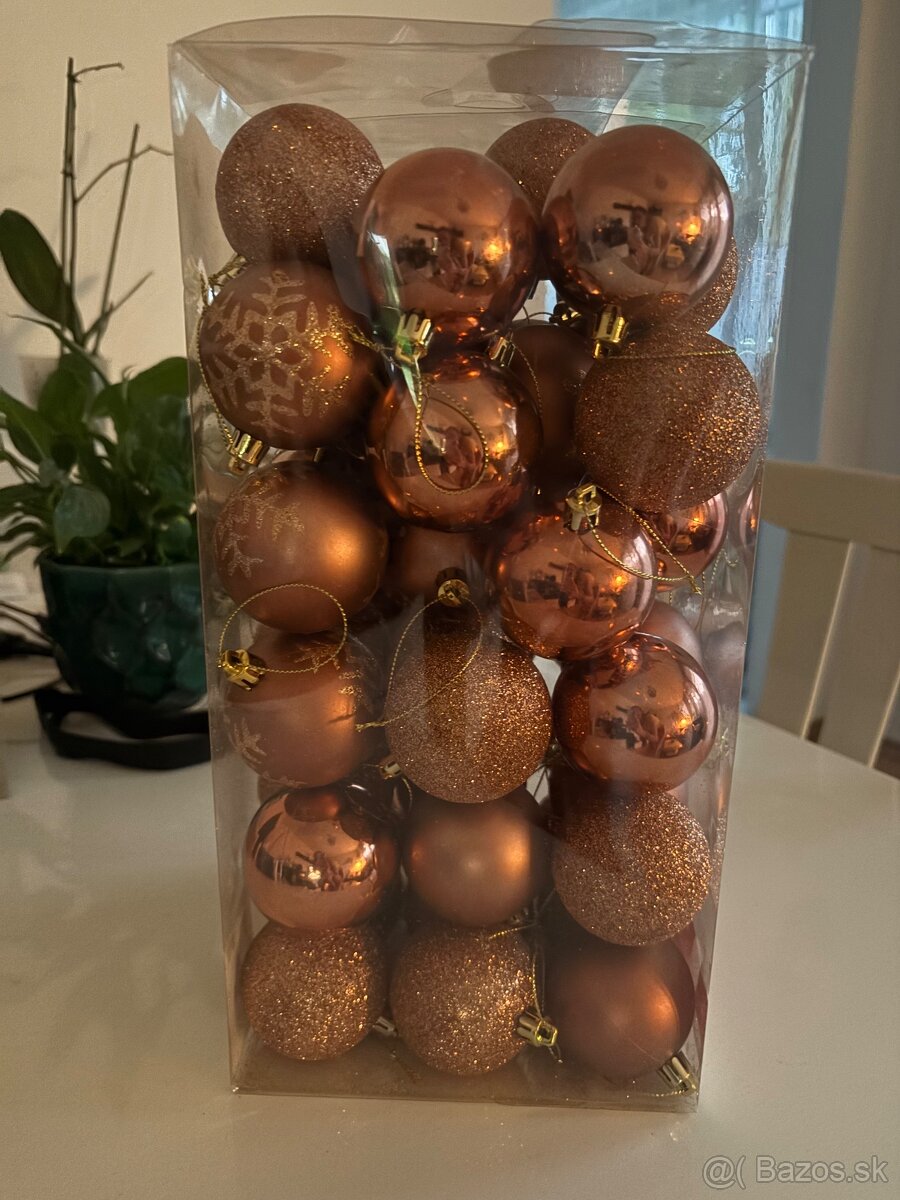 Vianočné gule na stromček