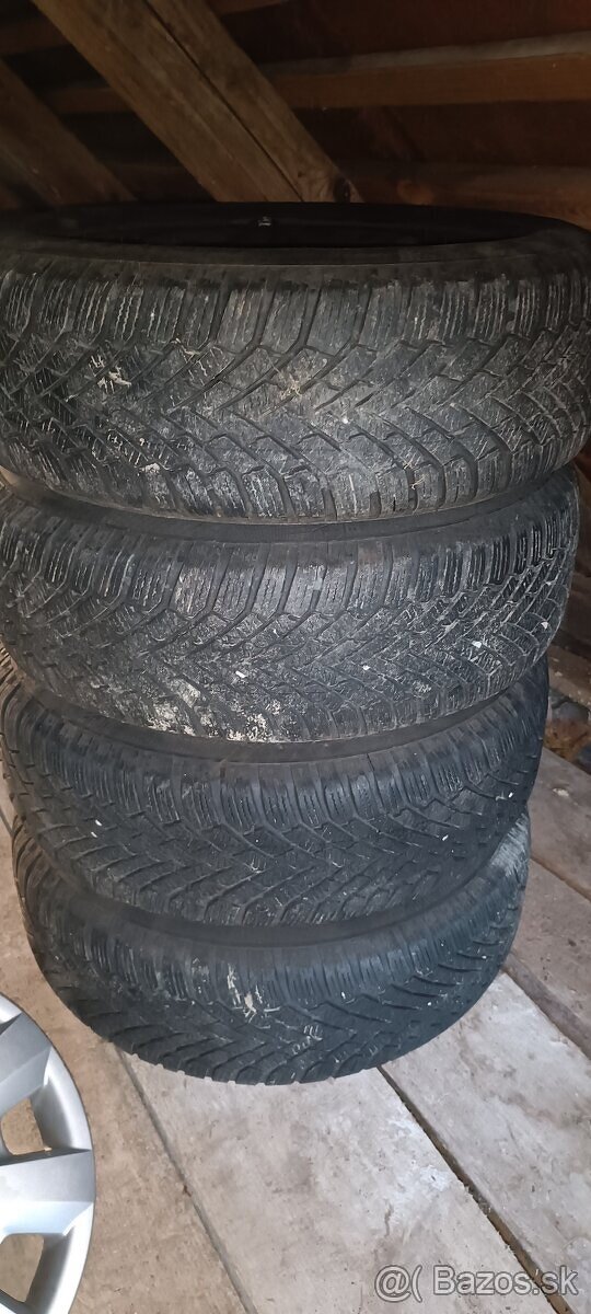 Predám zimné komplety Continental 195/65/15