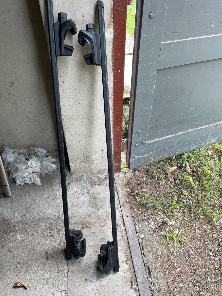 Strešny nosič Thule na Citroen C5 Tourer