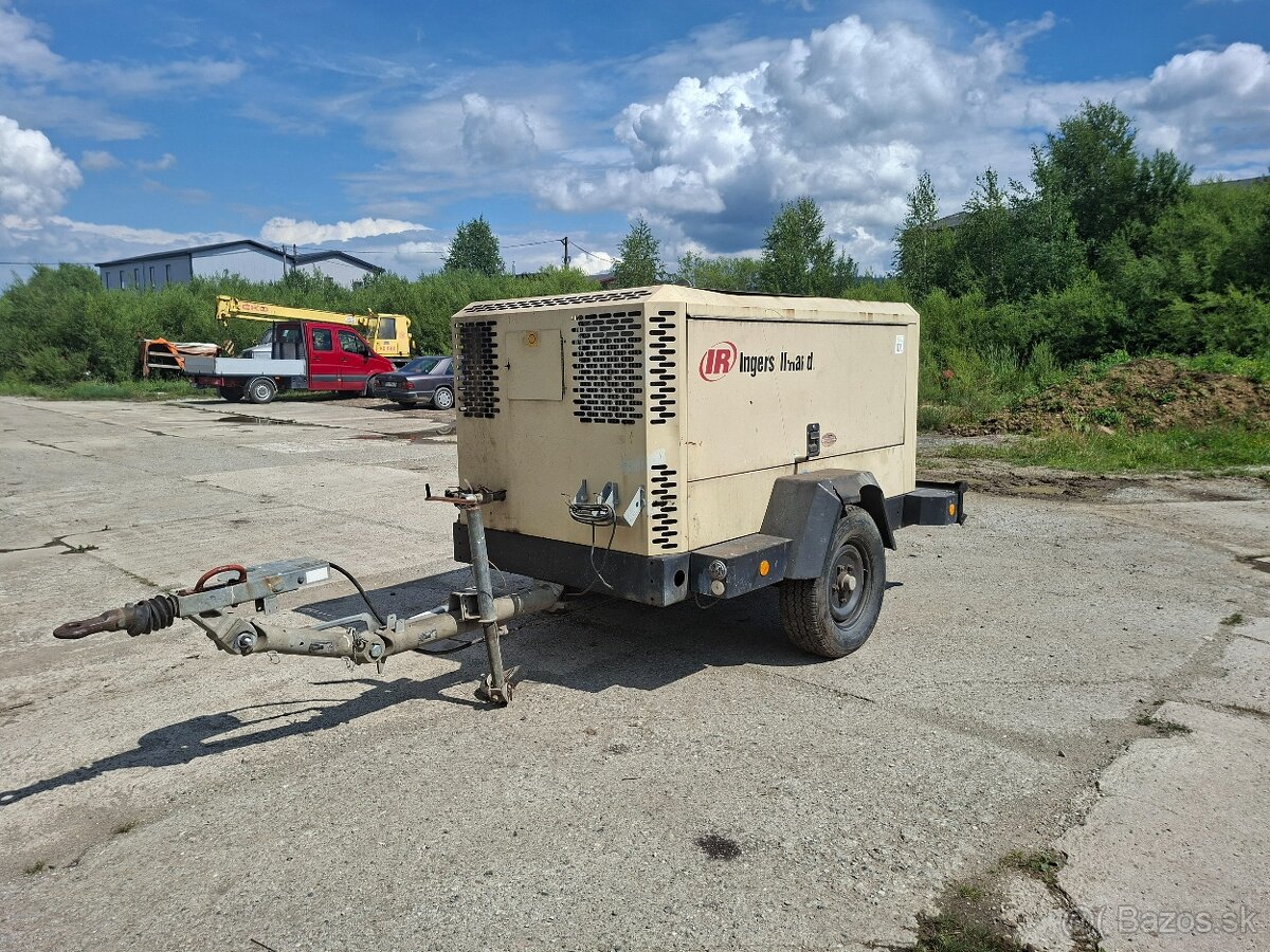 Predám skrutkový kompresor Ingersoll Rand R1220F – 93 kW, 12