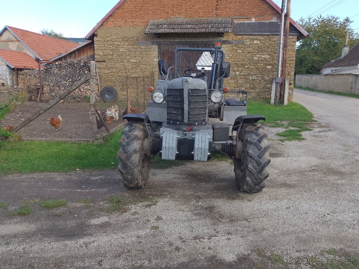 Traktor domacej vyroby