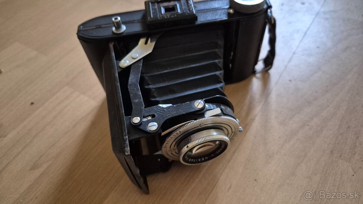 Starožitný fotoaparát