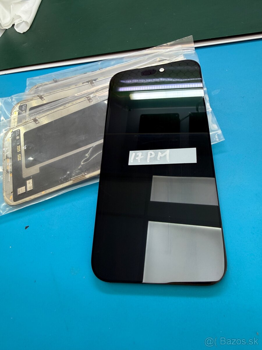iPhone 17 pro max original displej