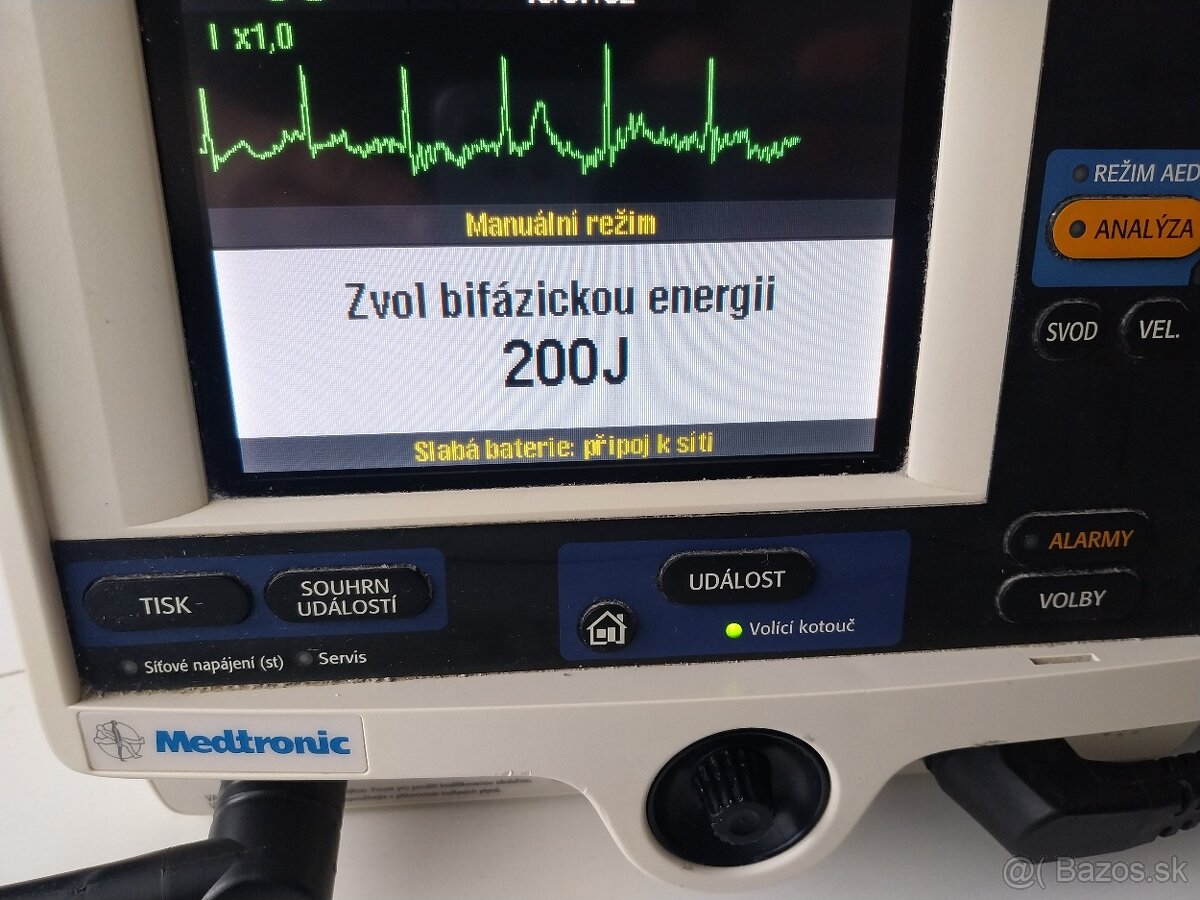 DEFIBRILÁTOR/MONITOR ŽIVOTNÍCH FUNKCÍ Physio Control LIFEPAK
