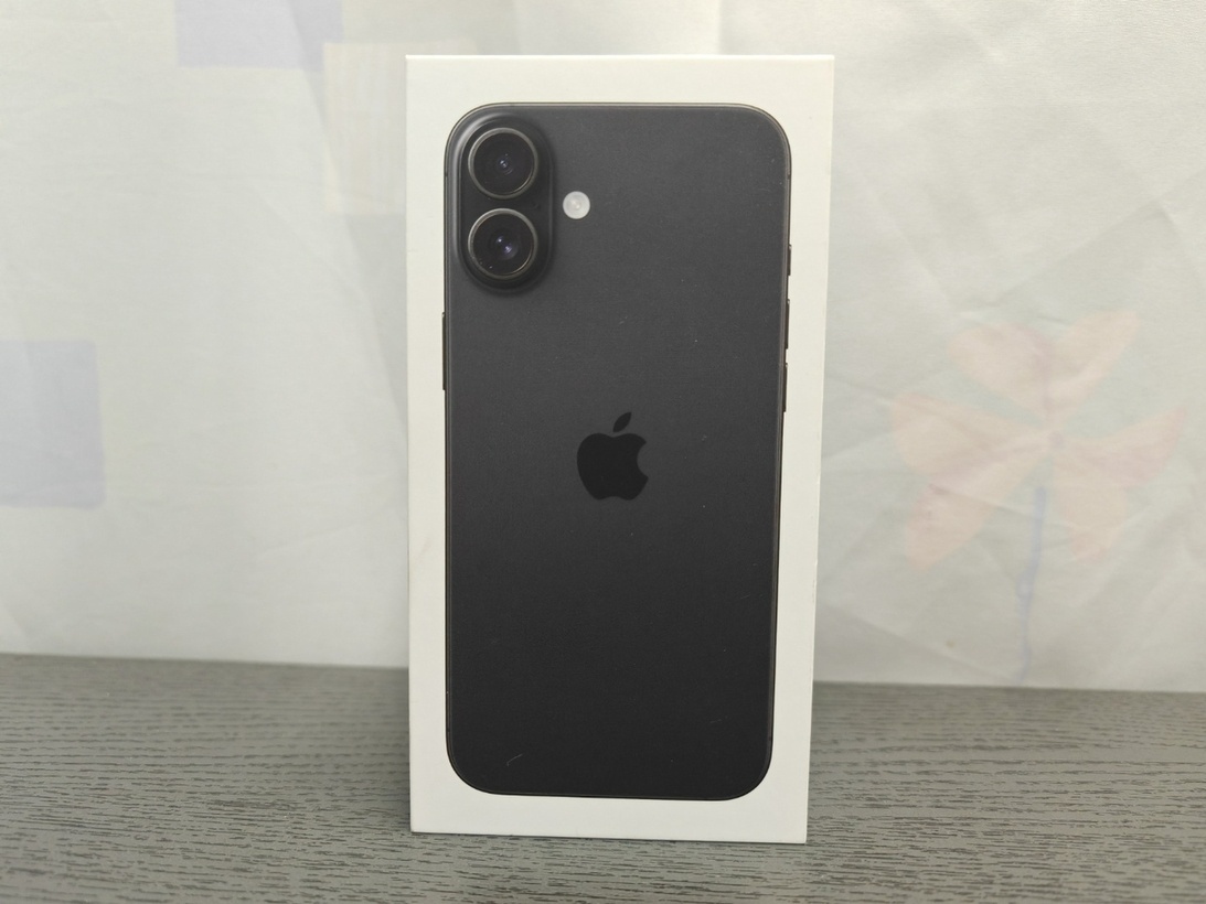 Iphone 16 plus záruka do 2027.