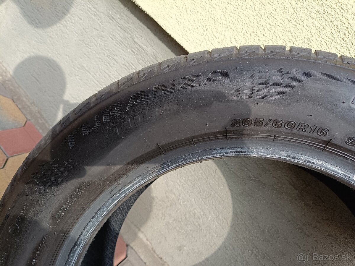 Predám letné pneu Bridgestone Turanza 4ks 205/60r16