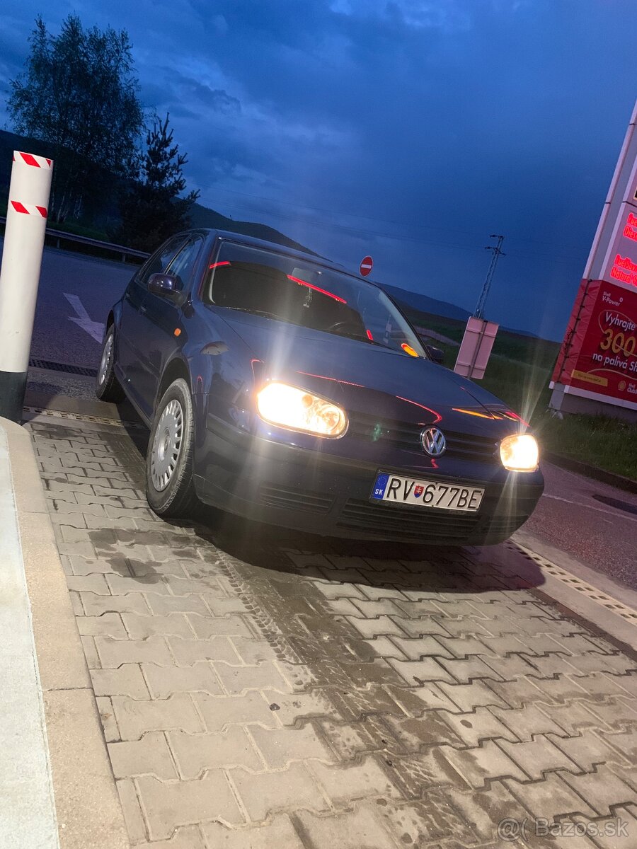 Golf 4