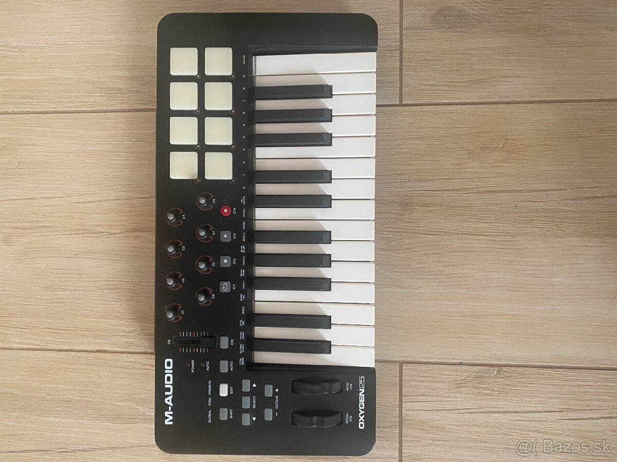 M-Audio Oxygen 25 MKV MIDI keyboard