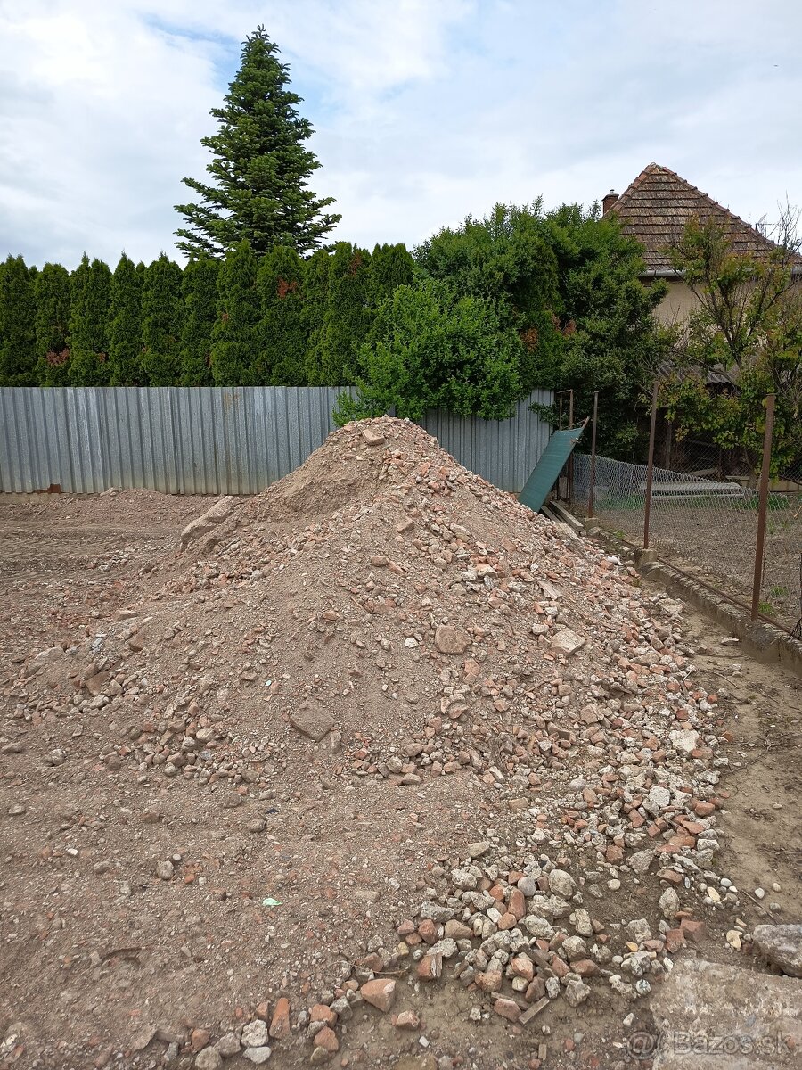 Stavebný materiál