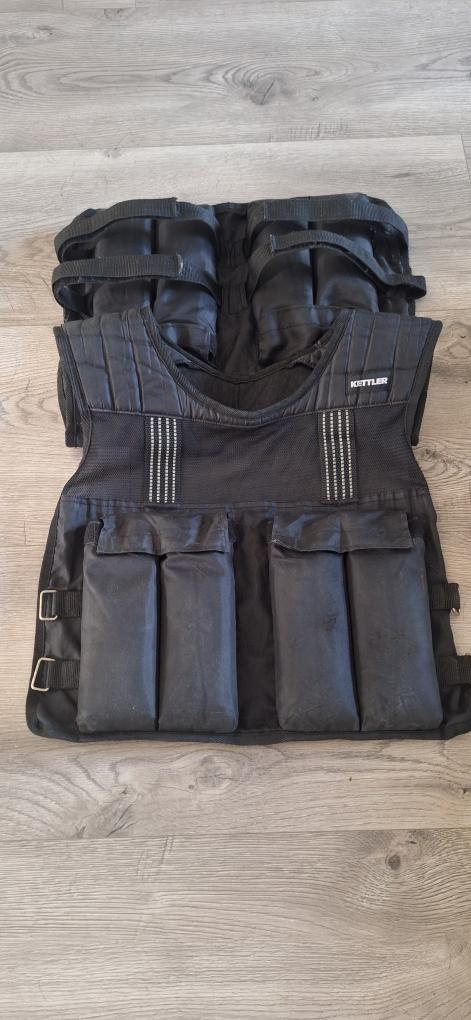 Zatazova vesta 10 kg.
