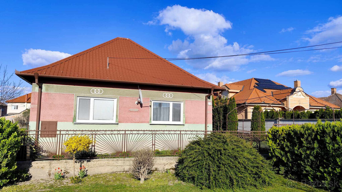 LEN U NÁS - 3 izbový rodinný dom v obci Orechová Potôň