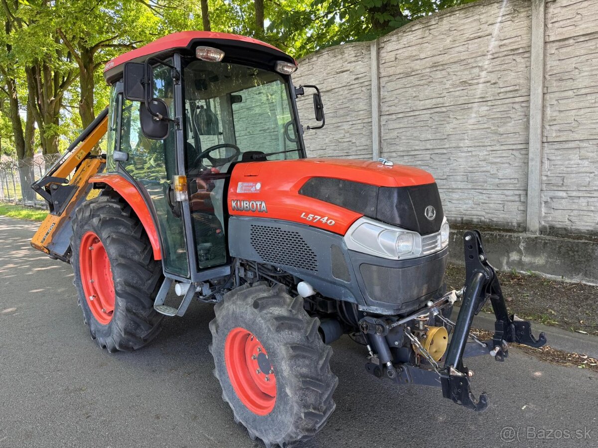 Zemědělský traktor sadový Kubota L5740, rok výroby 2012, pl