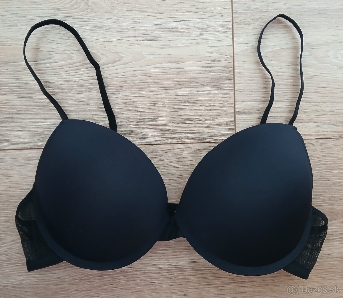 Cierna push up podprsenka