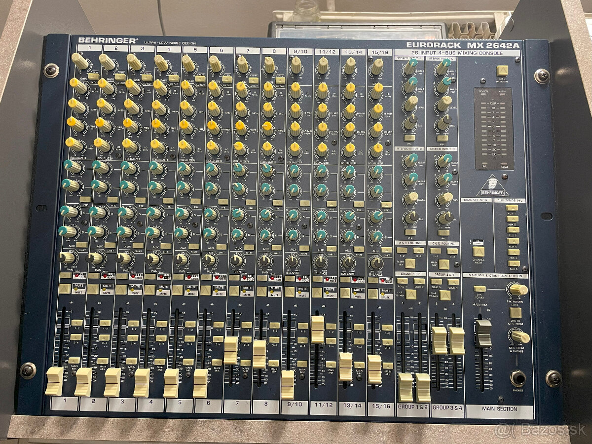 Mixpult, efekt, procesor a rack