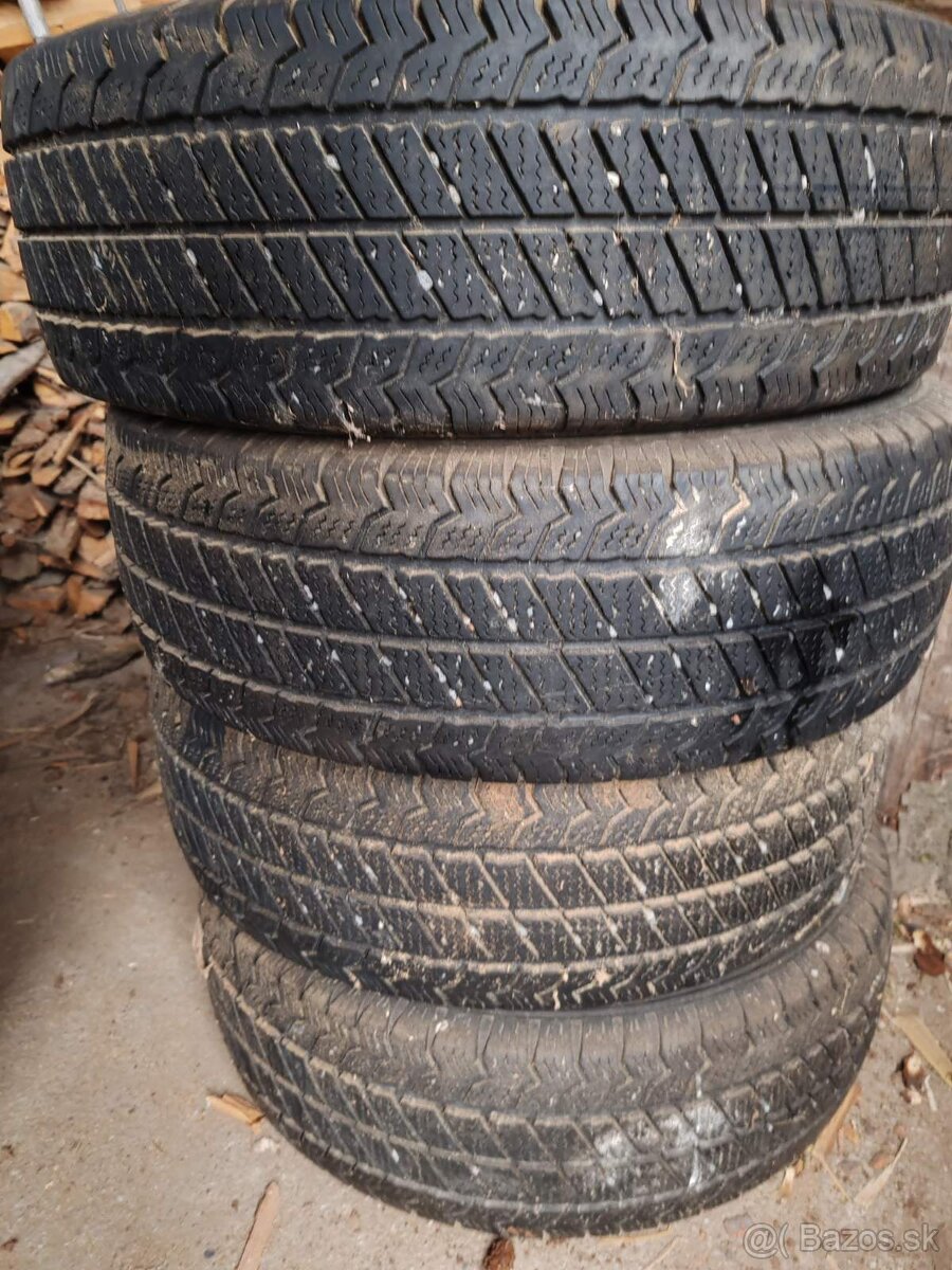 215/65 R16C zimne pneu