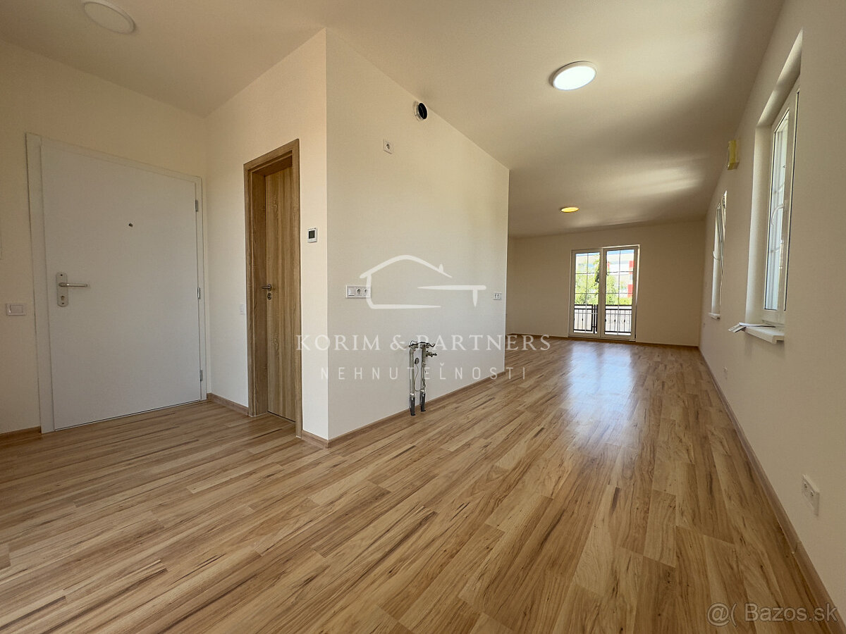 Veľký 1 izbový apartmán B307 v Danubia Residence v Komárne