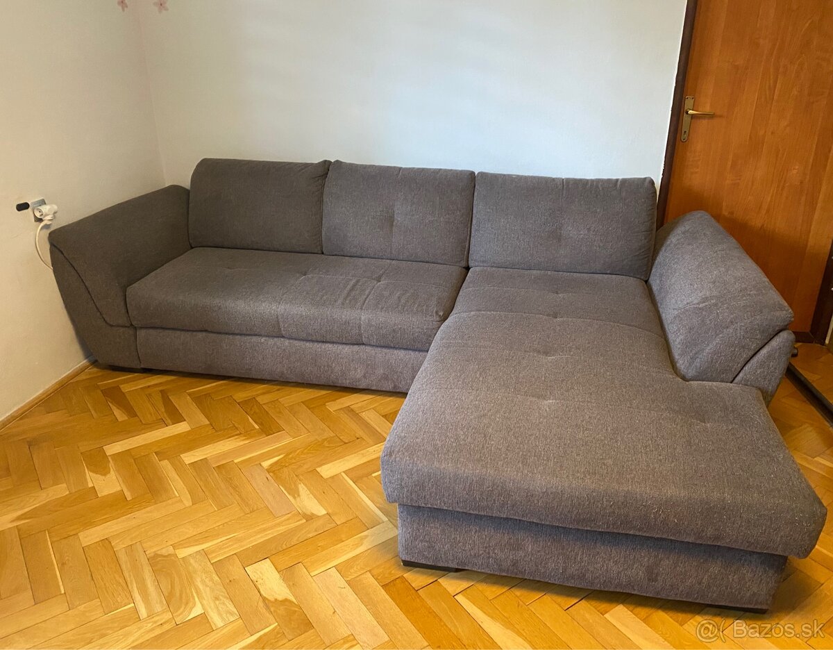 Gauč