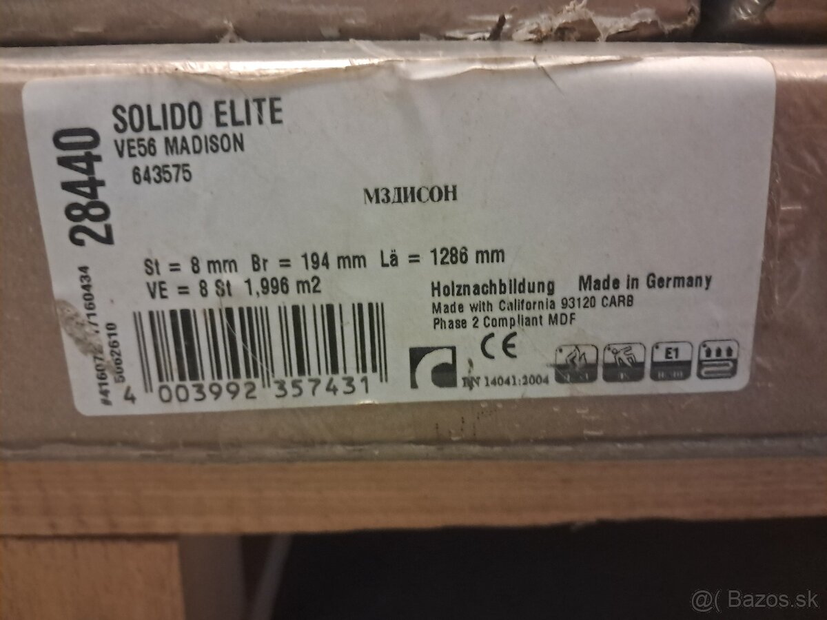Predam Laminatovu podlahu 8mm/ 14m2