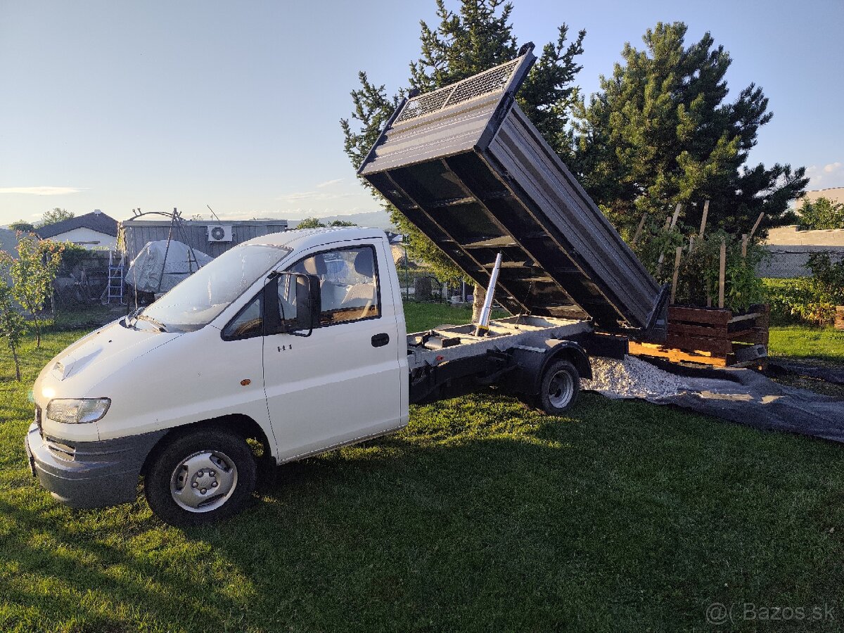 Predám Hyundai valník sklapač
r.v.2002, 145000km