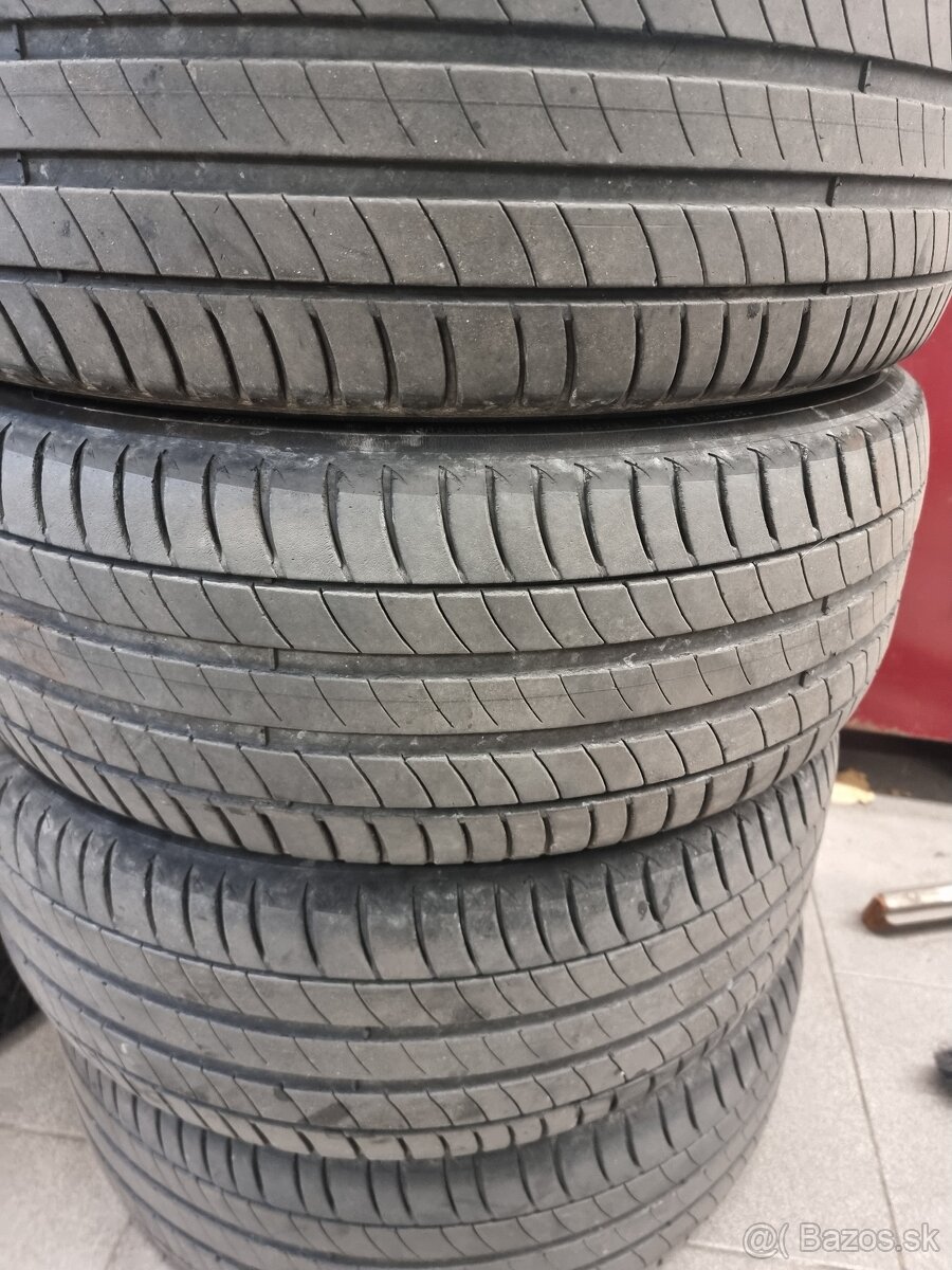 Predam pneumatiky 225/50/r18