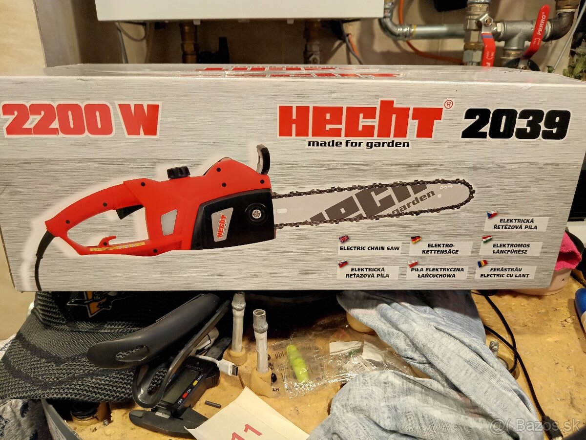 Elektrická píla Hecht
