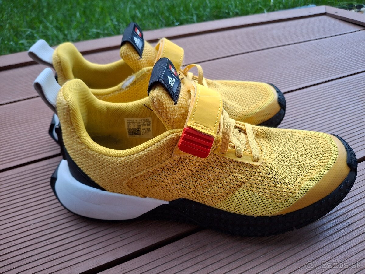 Botasky Lego Adidas