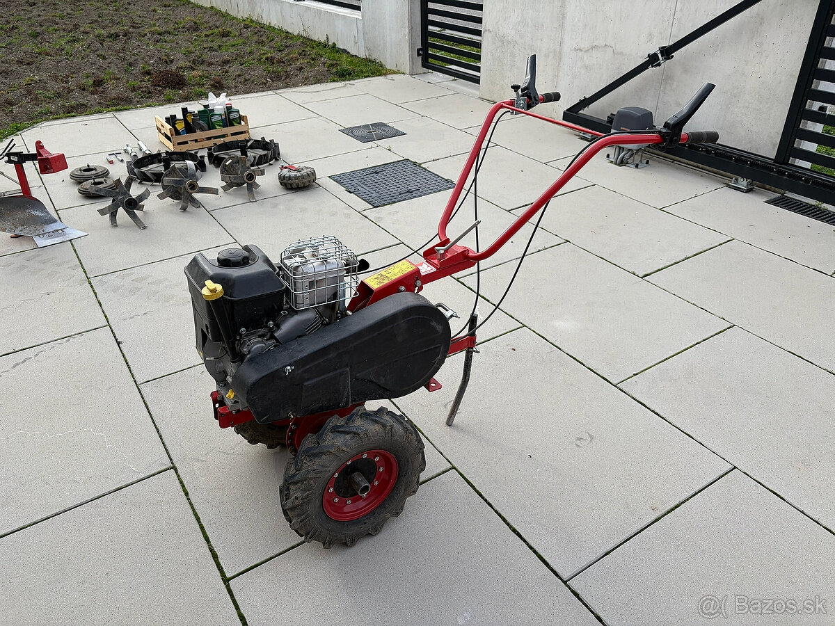 Predám kultivátor MS 16 + príslušenstvo
