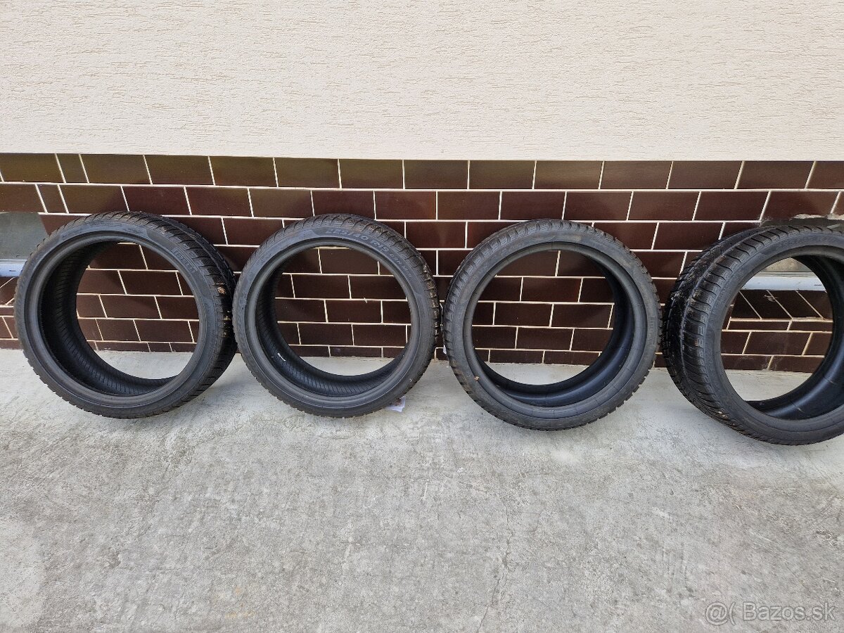 Zimná sada pneumatík Pirelli (Sottozero 3) dvojrozmer