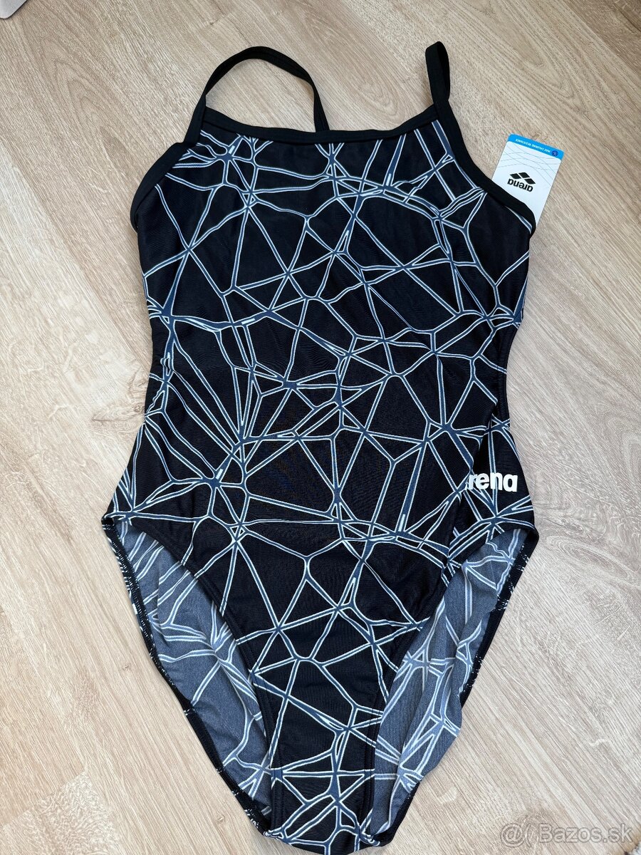 Arena a Adidas 42 - dámske plavky
