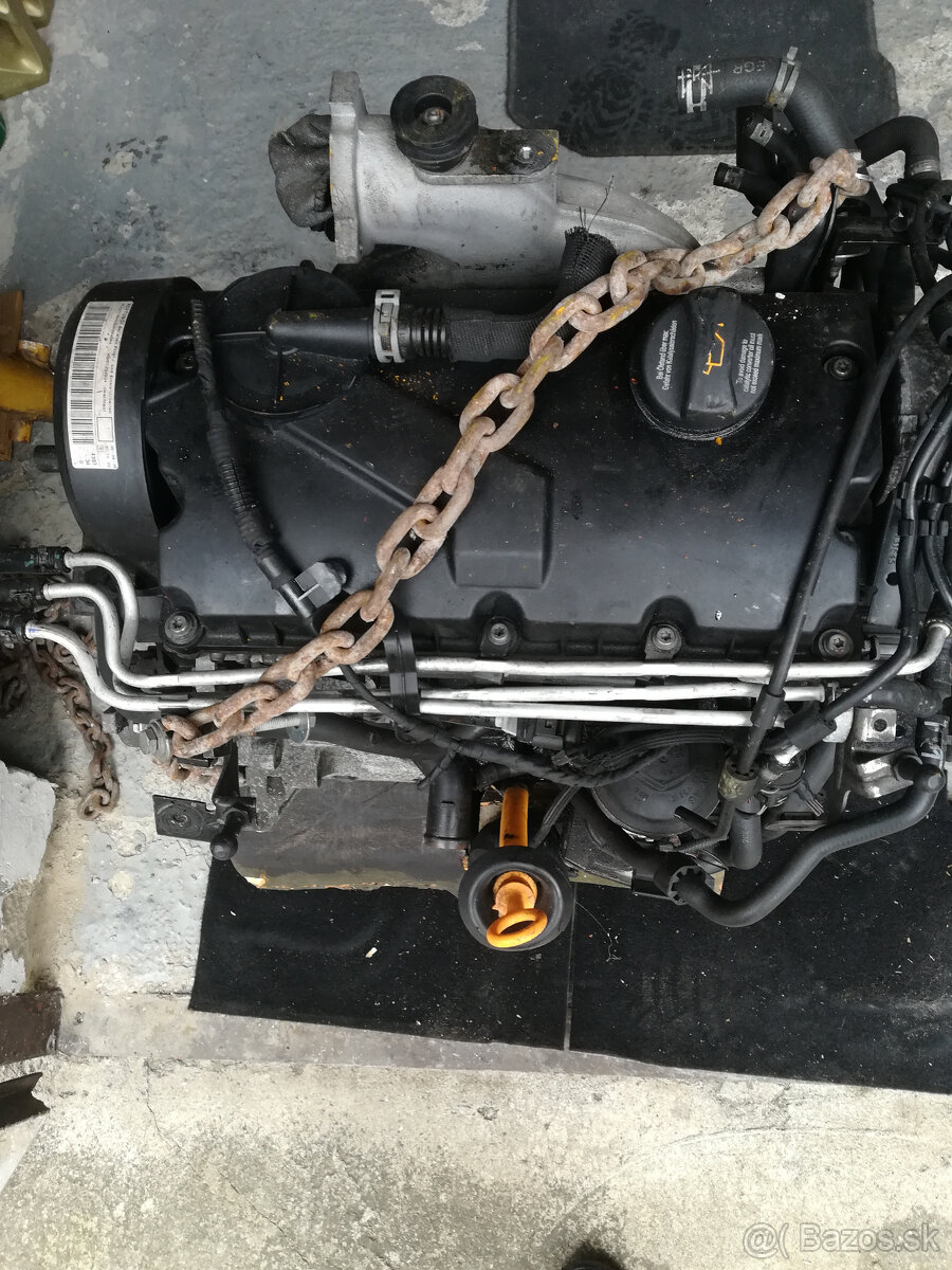 motor, hlava, vstrek, blok, 1.9 tdi 77kw octavia II škoda