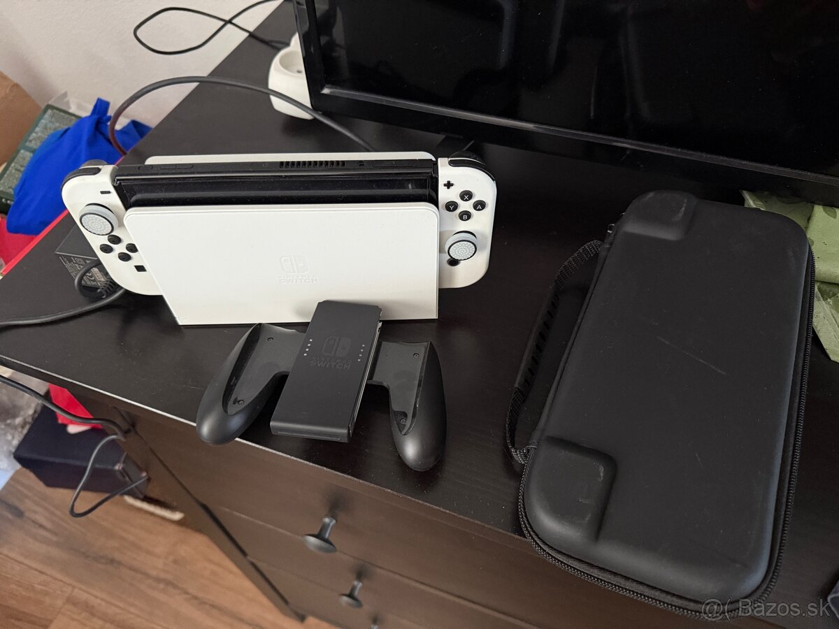 Nintendo Switch - OLED Model white, biely