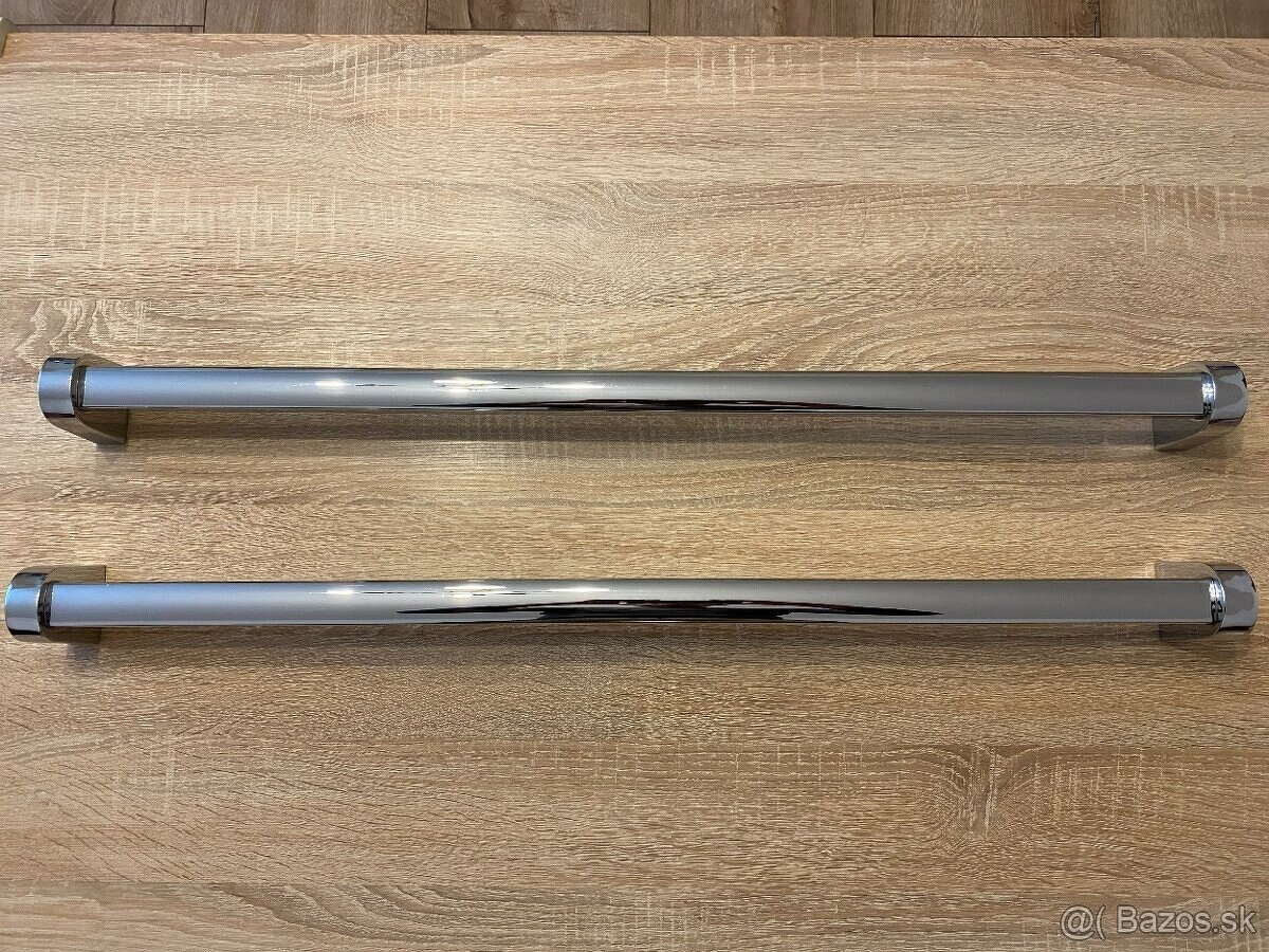 Pochrómované madlá do kúpeľne 82cm