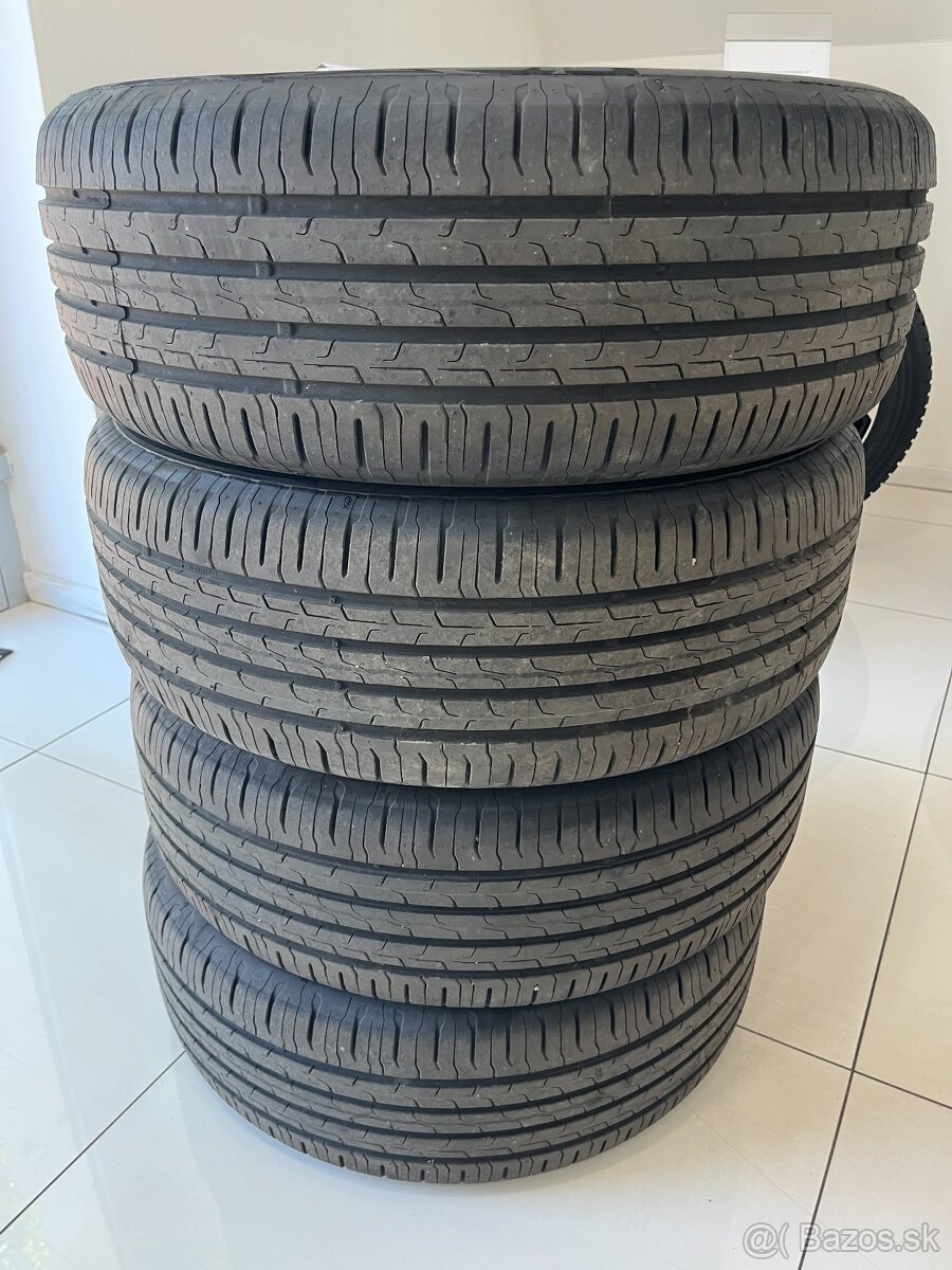 Continental 215/55 R17
