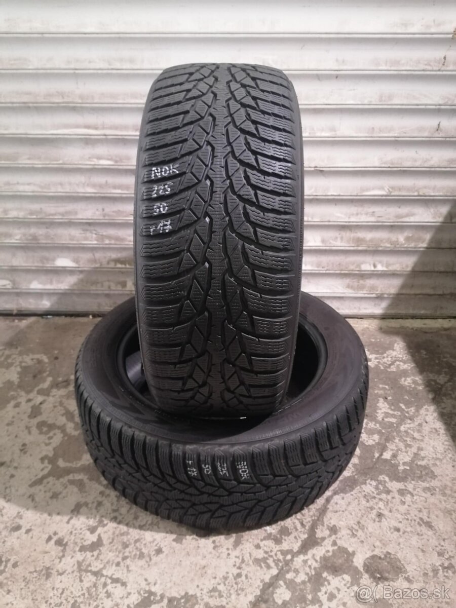 Nokian zimné 225/50/R17