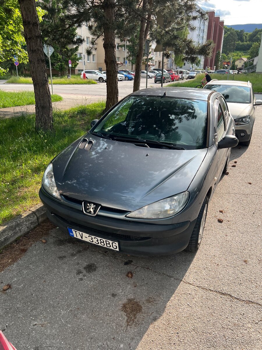 Peugeot 206