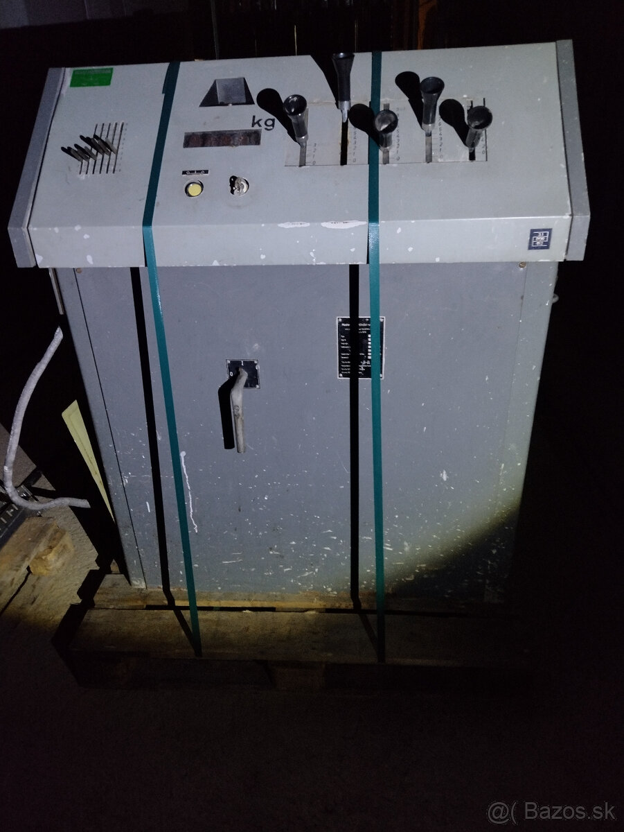 predam ovladaci panel na mostovu vahu