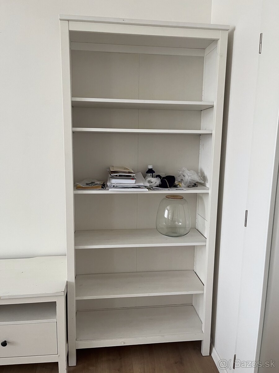 Hemnes - Ikea kniznica