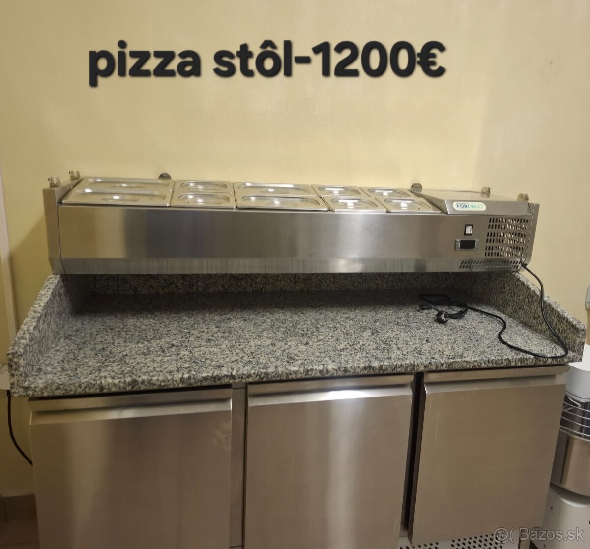 Predám chladiaci pizza stôl.