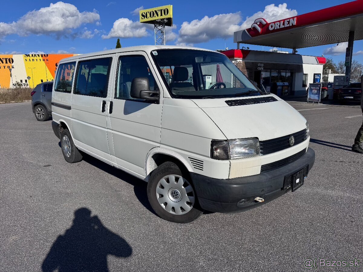 VW Volkswagen Transporter 2.5 TDI 8-miestny