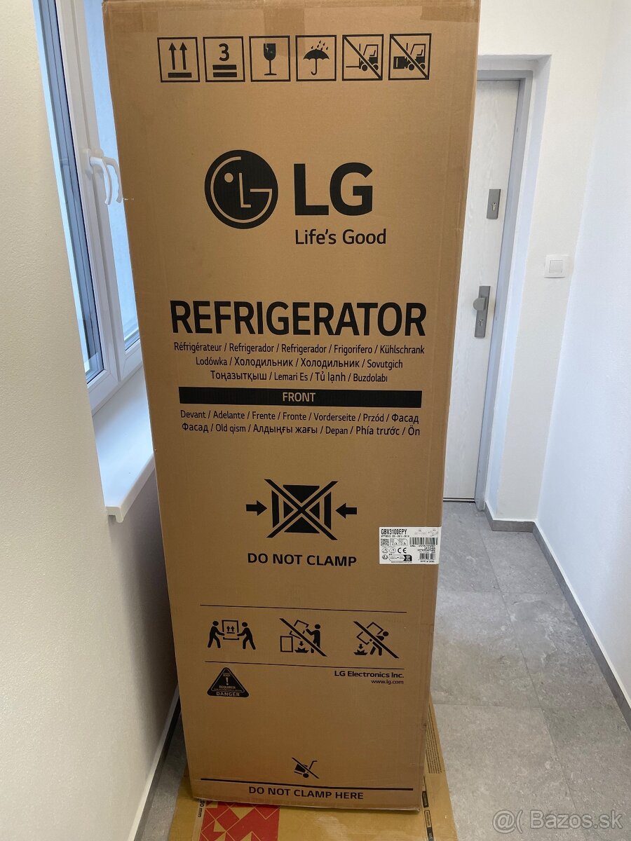 Predam chladničku z mraznickou LG GBV3100EPY nerez