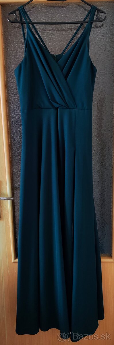 SMARAGDOVÉ ŠATY S ROZPARKOM A S OPASKOM VEĽ 40