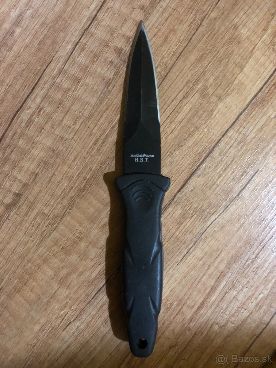 Simth&Wesson vrhací sebaobranný nôž