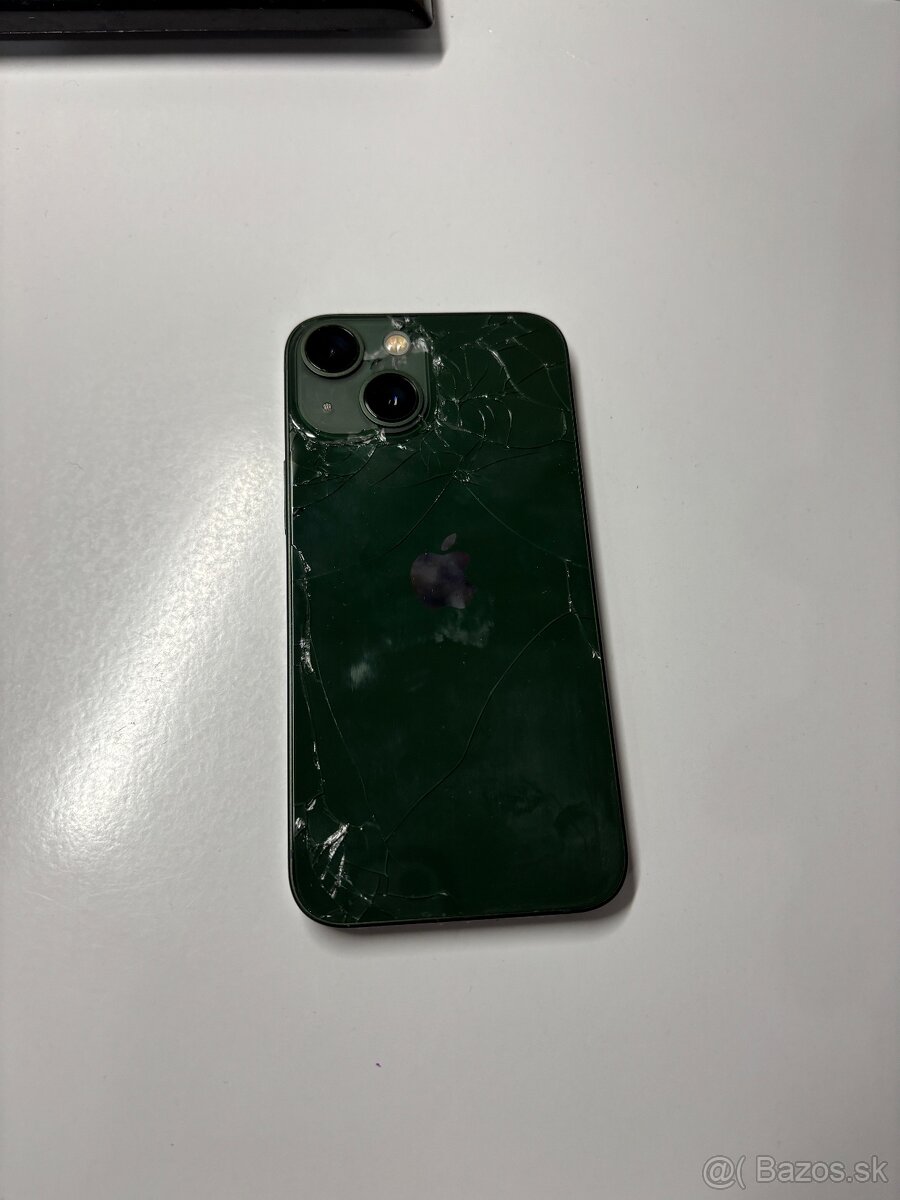 Iphone 13 mini- rozbitý