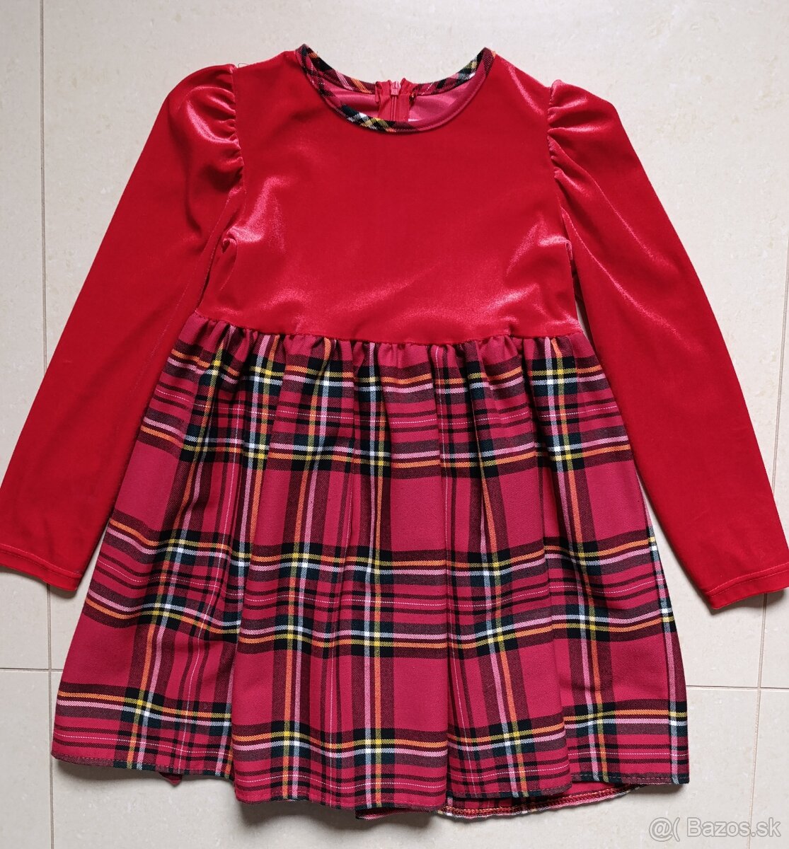 Vianočné šaty 122