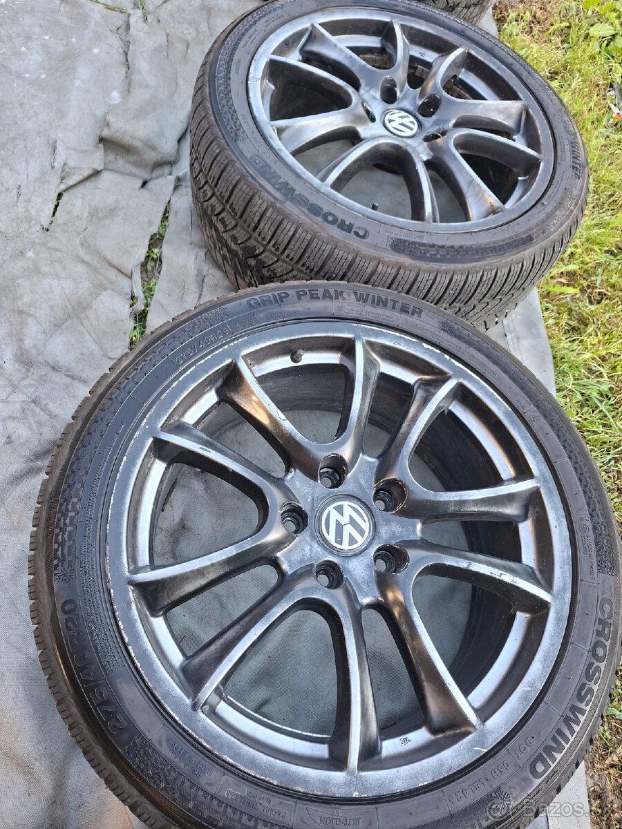275/40 R20