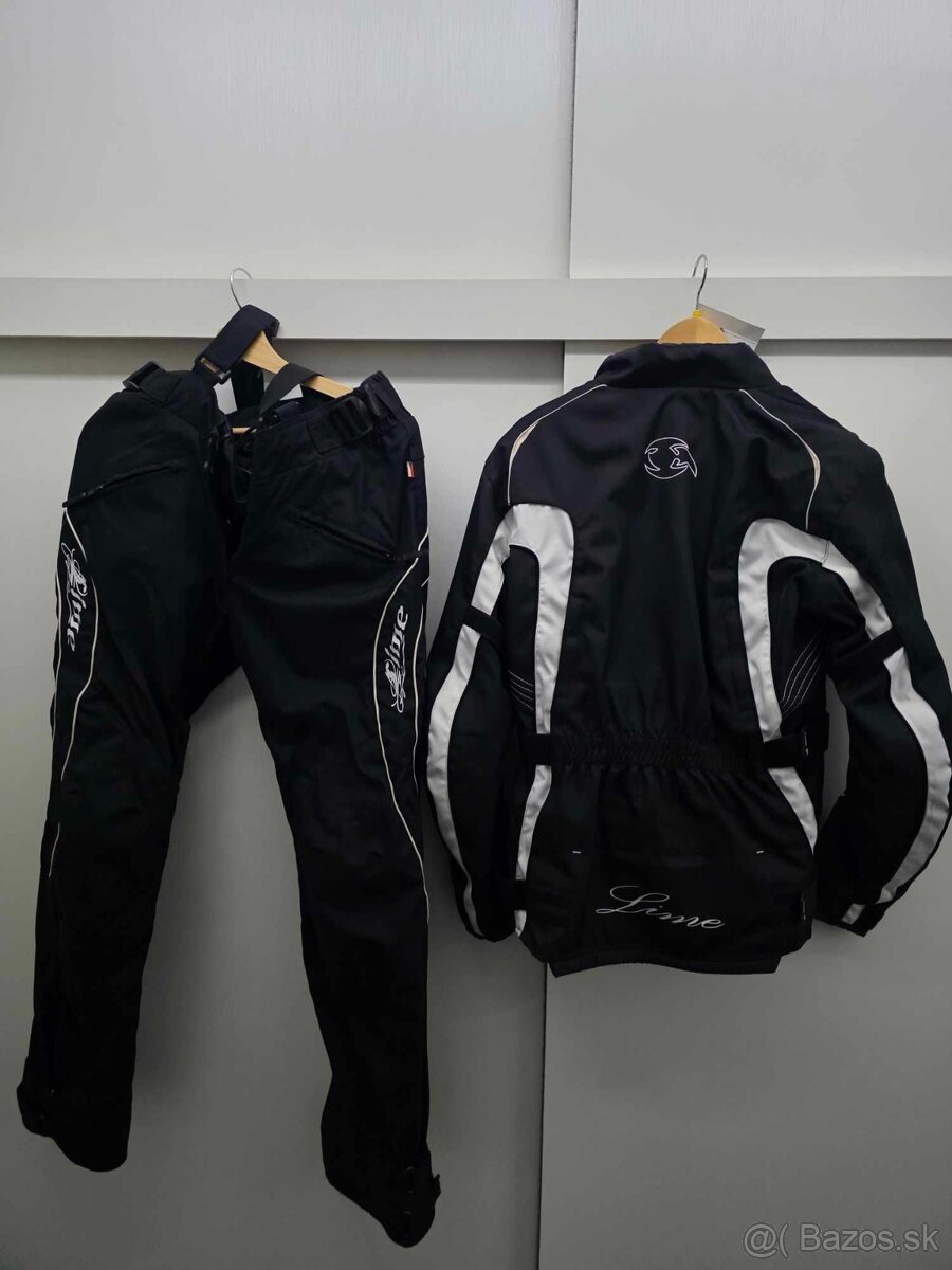 Moto bunda - oblečenie pre ženu