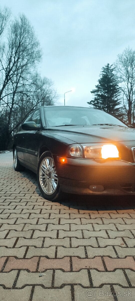 Predné svetlá Volvo S80